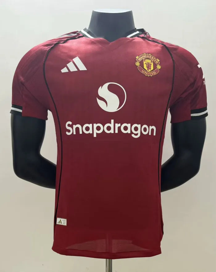 Manchester United Home Player Jersey 2025/2026