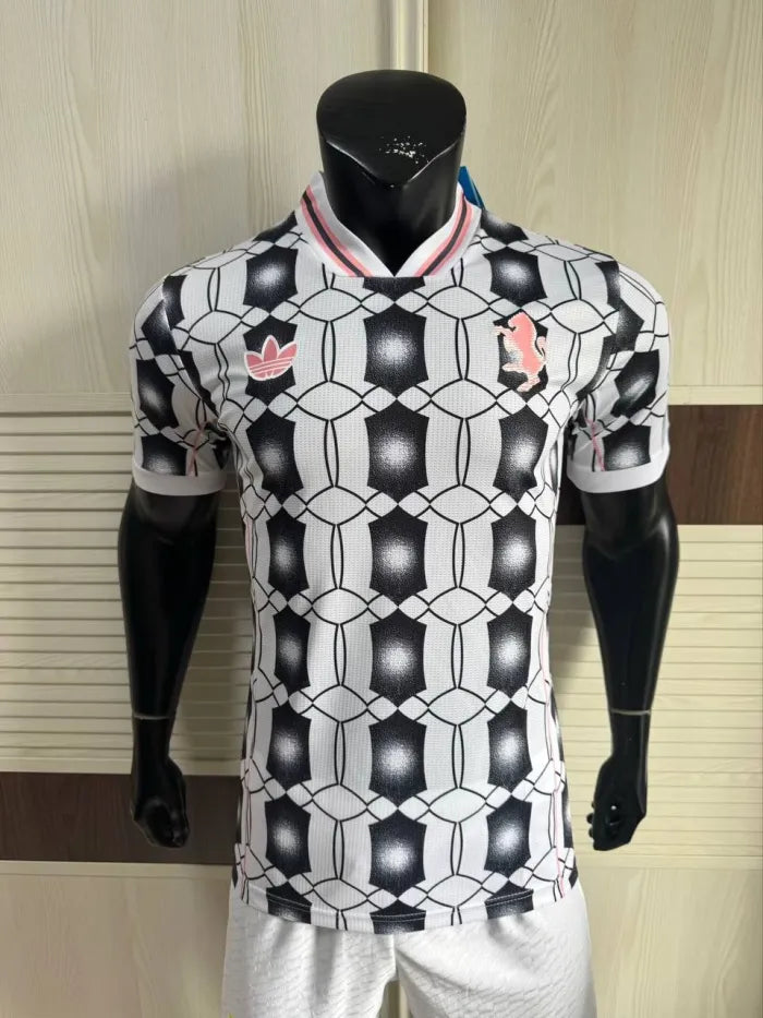 Juventus Home Lifestyle Retro Player Jersey 2025/2026